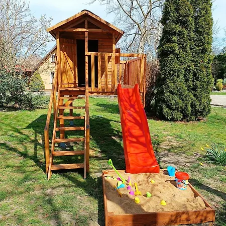 Alloggio per agriturismo Lesieniec - Magdalena I Maciej Mochon Syców