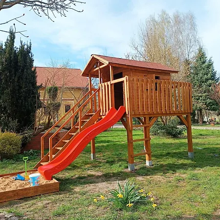 Lesieniec - Magdalena I Maciej Mochon *