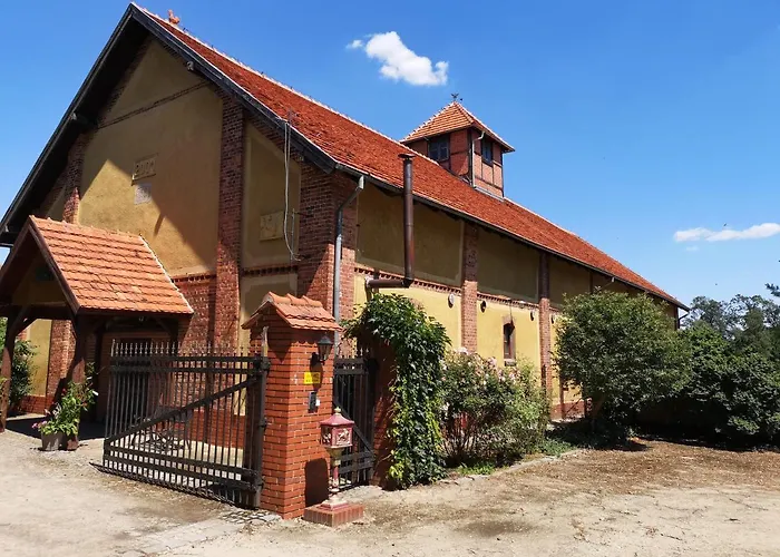 Lesieniec - Magdalena I Maciej Mochon Syców