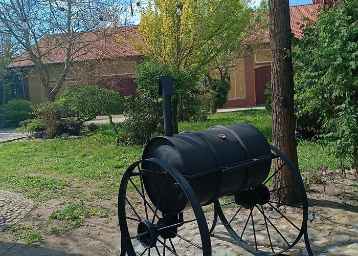 مزرعة للإقامة Lesieniec - Magdalena I Maciej Mochon Syców